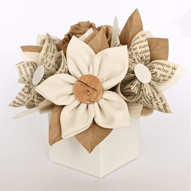 Composition &quot;Lilly&quot; Beige